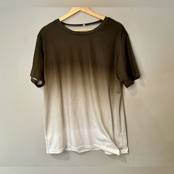 Brandy Melville Long Scoop Neck Soft Flowy Tee Shirt Olive Green Ombré XXL - Picture 2 of 12